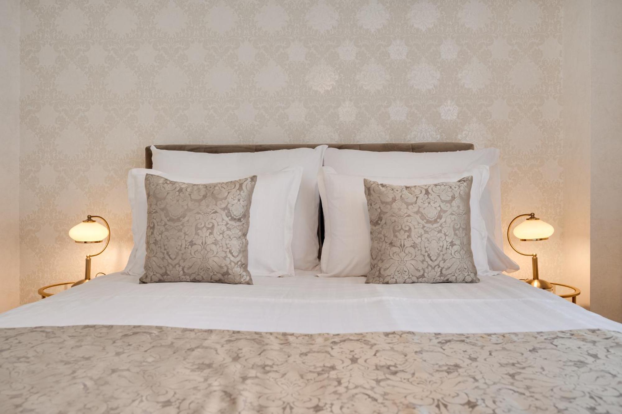 Prestige Central Apartments Varna Luaran gambar
